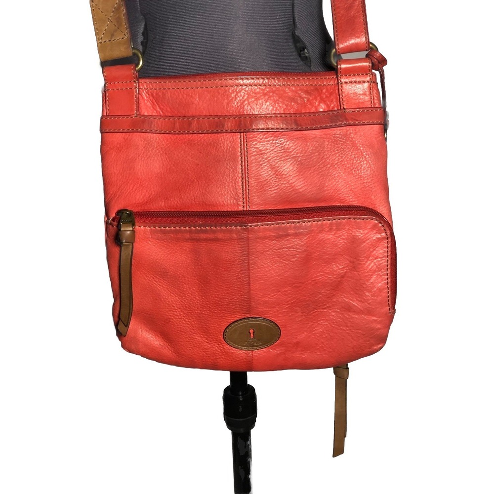 Fossil Morgan Red Pebble Leather Traveler Messenger Crossbody‎ Shoulder Bag